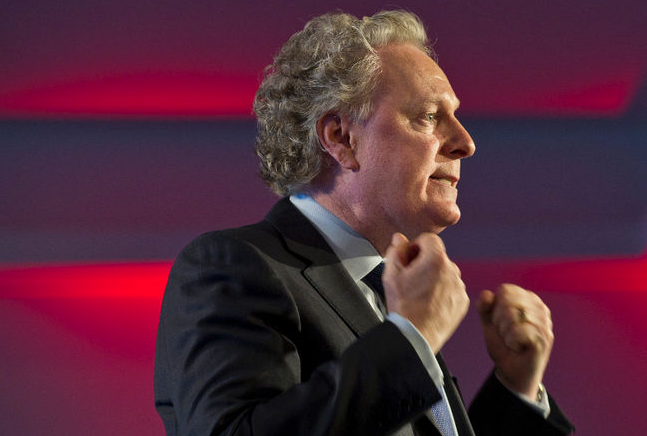 Jean Charest saját választókerületében is bukásra áll, miközben az angol bástyákat próbálja menteni